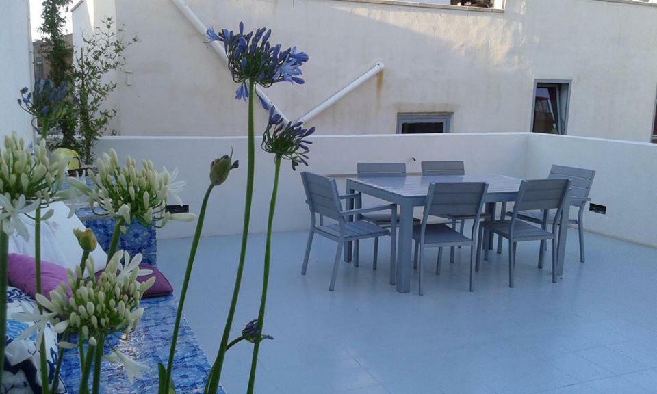 Community Rooms & Wine Фавара Екстер'єр фото